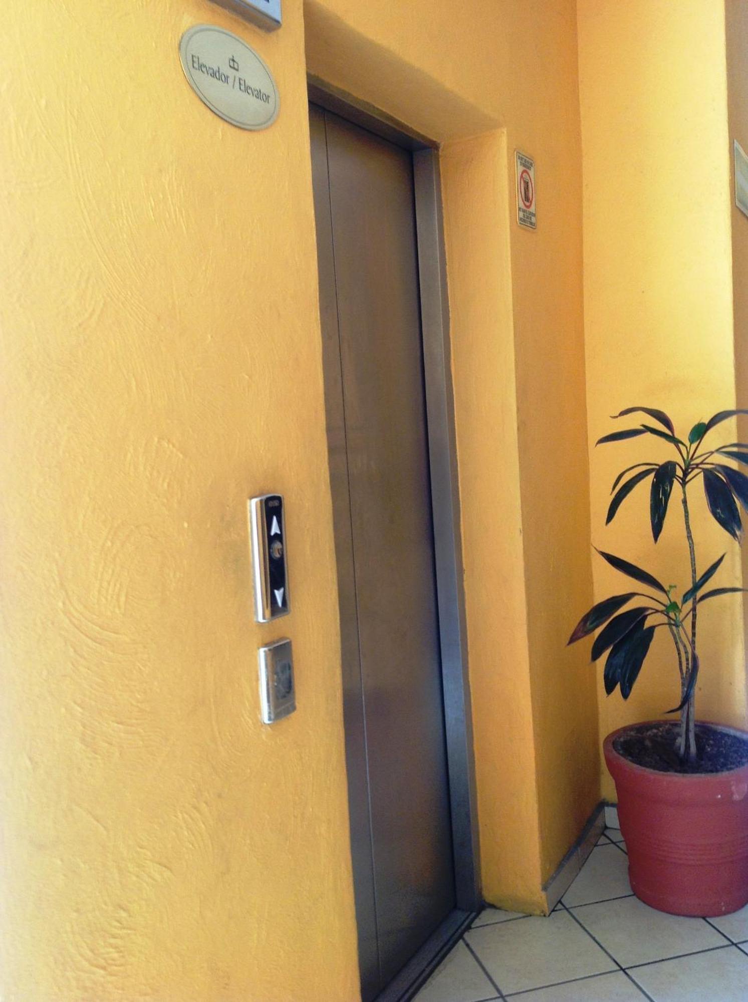 Hotel Plaza Jardin Tequila Exterior foto